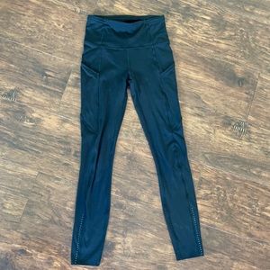 Fast and free lululemon leggings